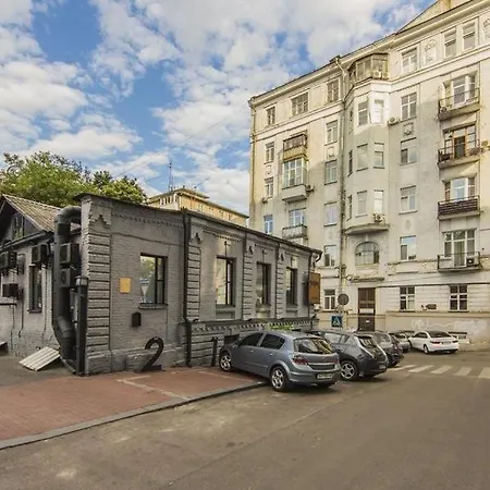 Loft On Maidan Independence Square Apartment *